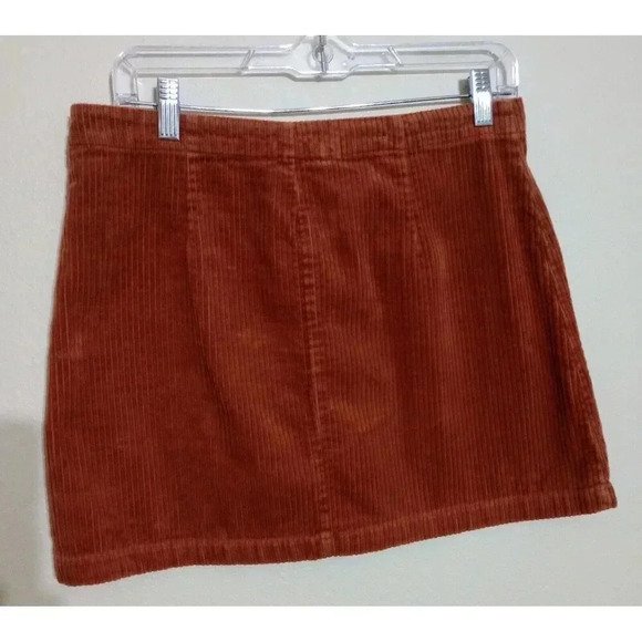 Forever 21 Rust Corduroy Mini Skirt Snap Front Size Large‎ - Picture 2 of 4